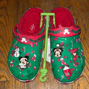 Disney crocs Mickey Mouse Christmas lined cls clg